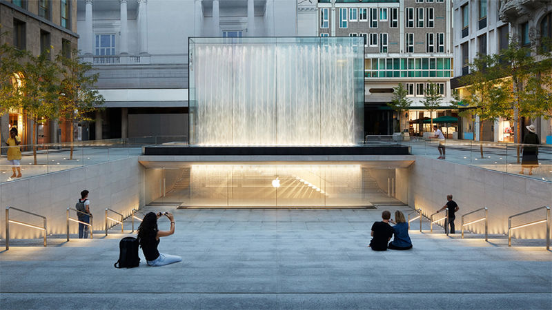 apple milan store